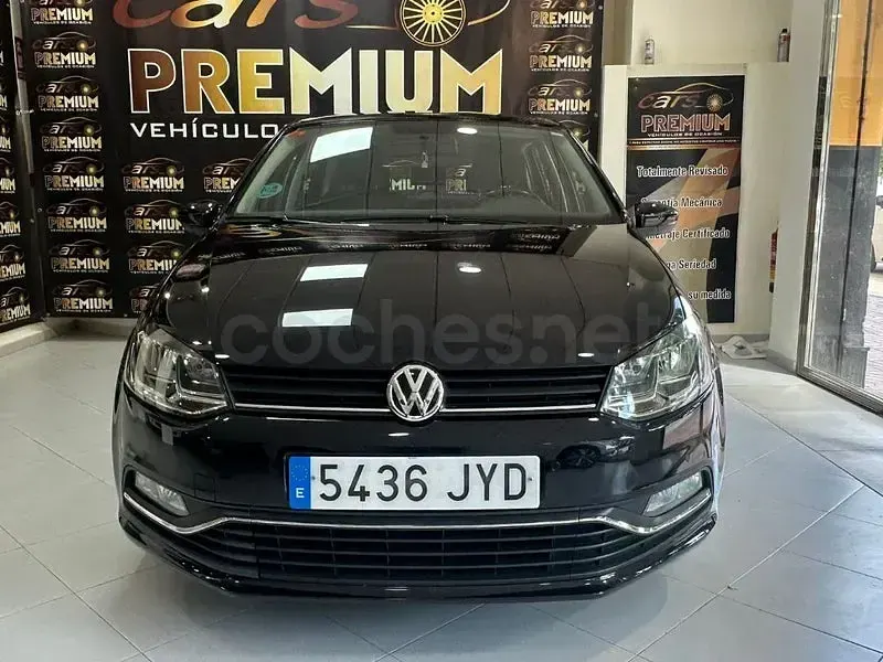 Usado VW Polo Advance 90 CV (66 kW) 2017 Negro Berlina