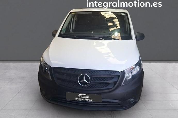 Usado Mercedes Vito 102 CV (75 kW) 2021 Van