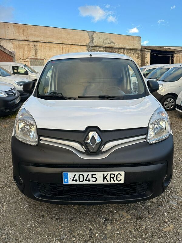 Blanco Usado 2018 Renault Kangoo Monovolumen | 9500 € (Precio justo) - Imagen 1/4