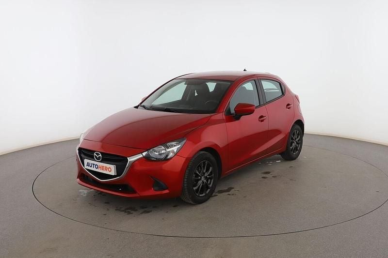 Rojo Usado 2016 Mazda 2 Utilitario | 9999 € (Buen precio) - Imagen 1/3