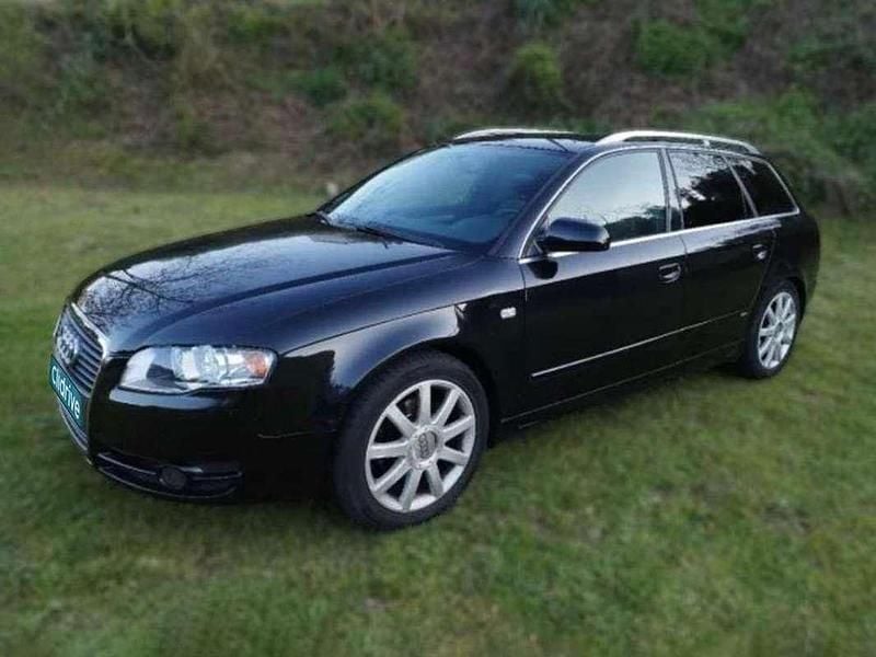 Usado Audi A4 Premium 140 CV (102 kW) 2005 Negro Familiar