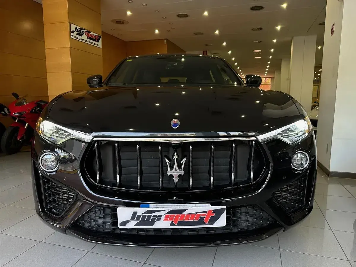 Usado Maserati Levante 350 CV (257 kW) 2020 Negro SUV