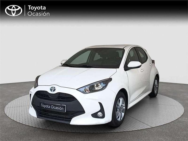 Usado 2021 Toyota Yaris Hybrid Active Utilitario | 16.440 € (Precio justo) - Imagen 1/4
