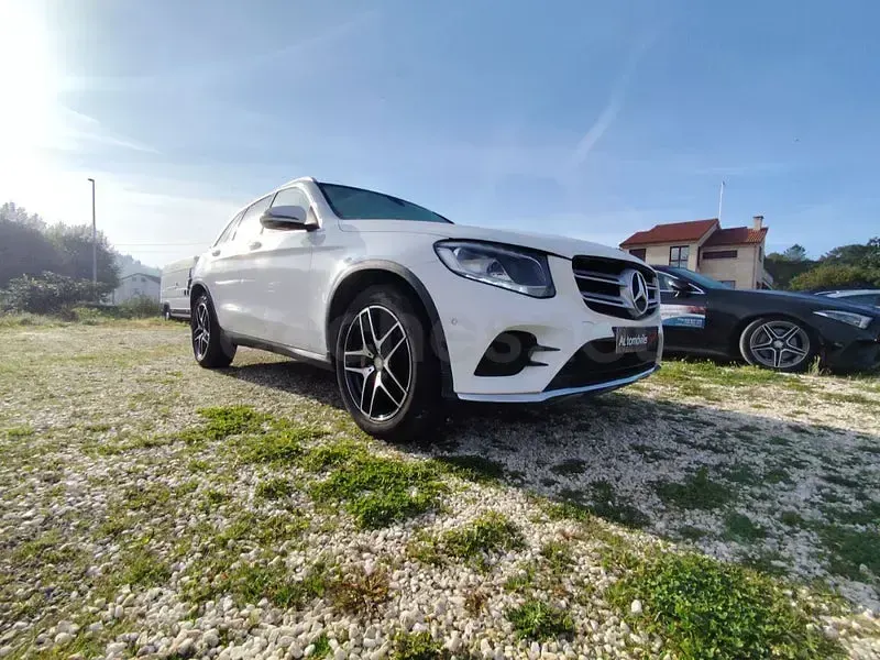 Usado Mercedes GLC250 AMG line 204 CV (150 kW) 2016 Blanco SUV
