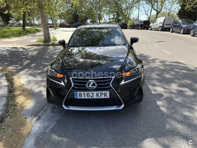 Negro Usado 2018 Lexus IS300h Business Edition Berlina | 11.980 € - Imagen 1/4