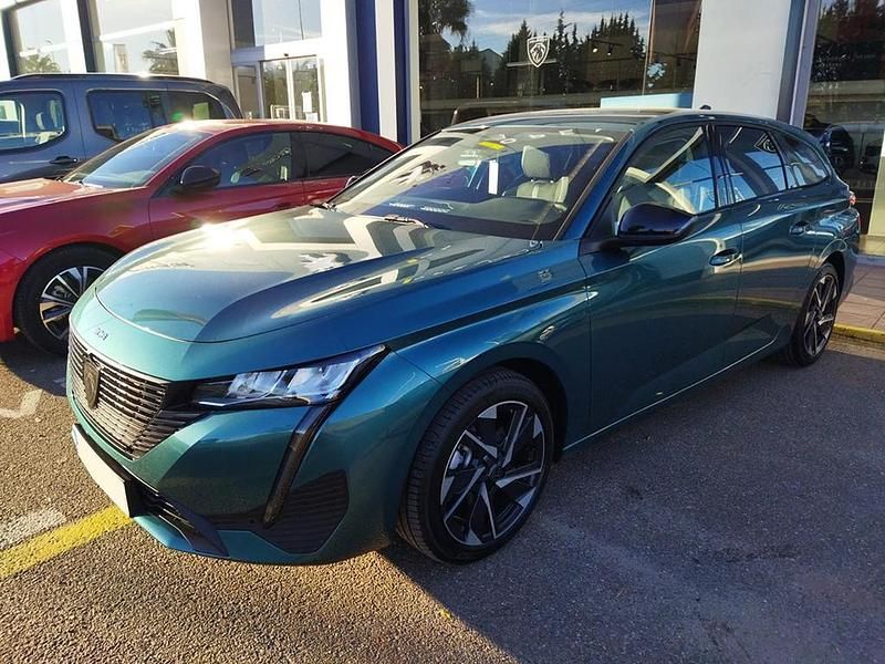 Usado Peugeot 308 SW Allure 130 CV (95 kW) 2023 Otro Familiar