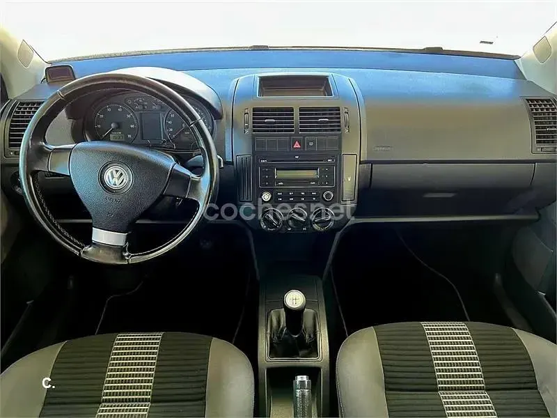 Usado VW Polo United 60 CV (44 kW) 2009 Blanco Utilitario