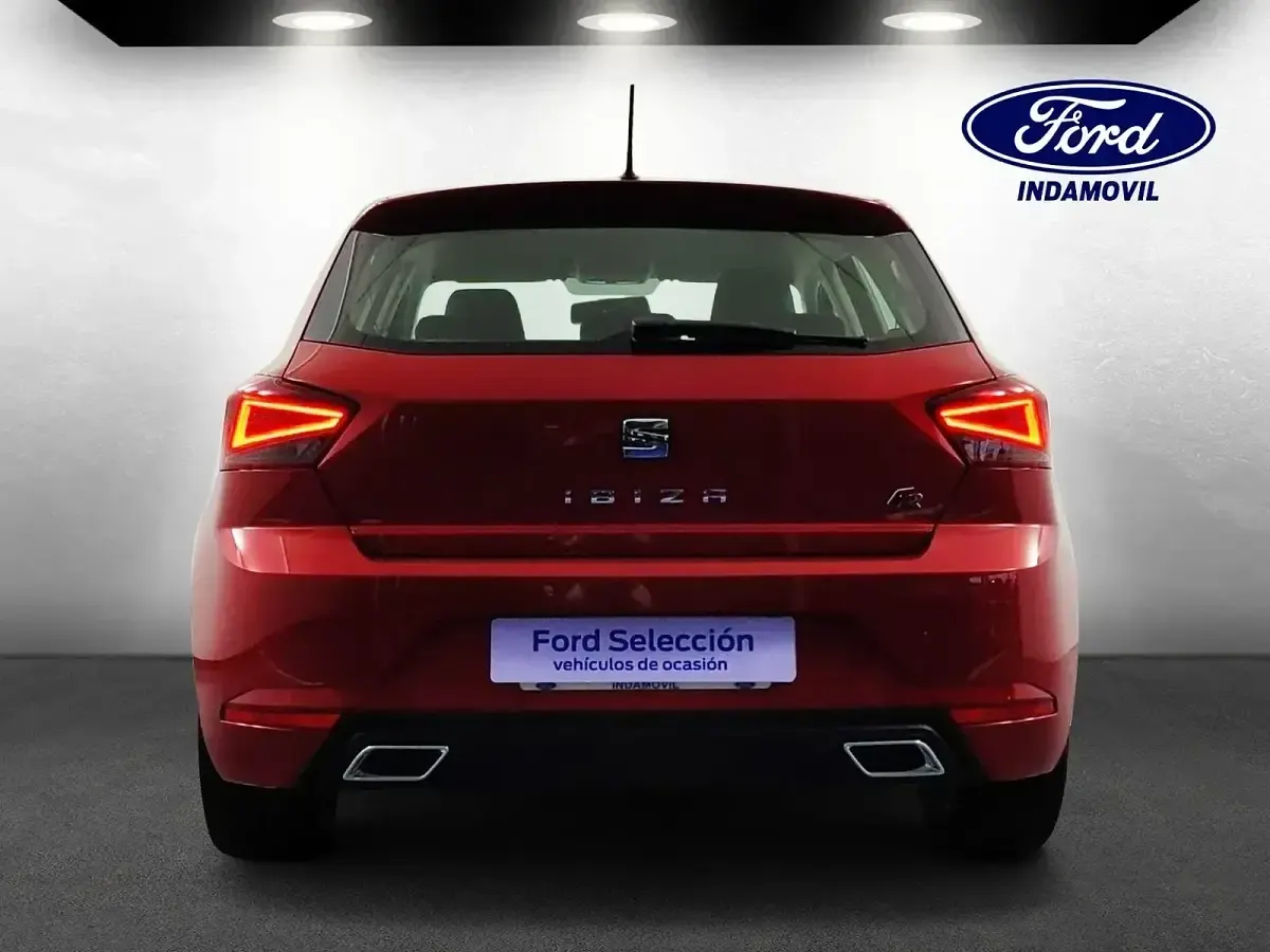 Usado Seat Ibiza FR 115 CV (84 kW) 2018 Rojo Utilitario