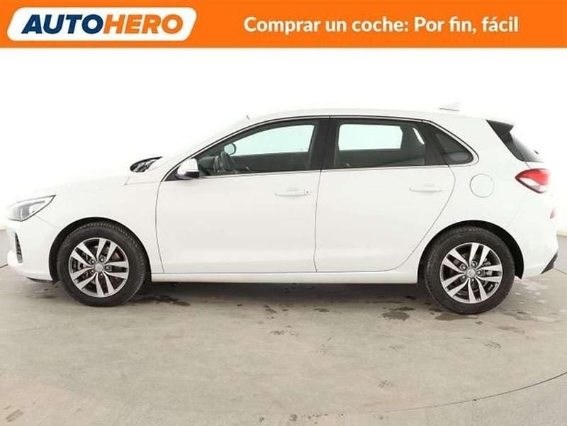 Usado Hyundai i30 120 CV (88 kW) 2017 Blanco Utilitario