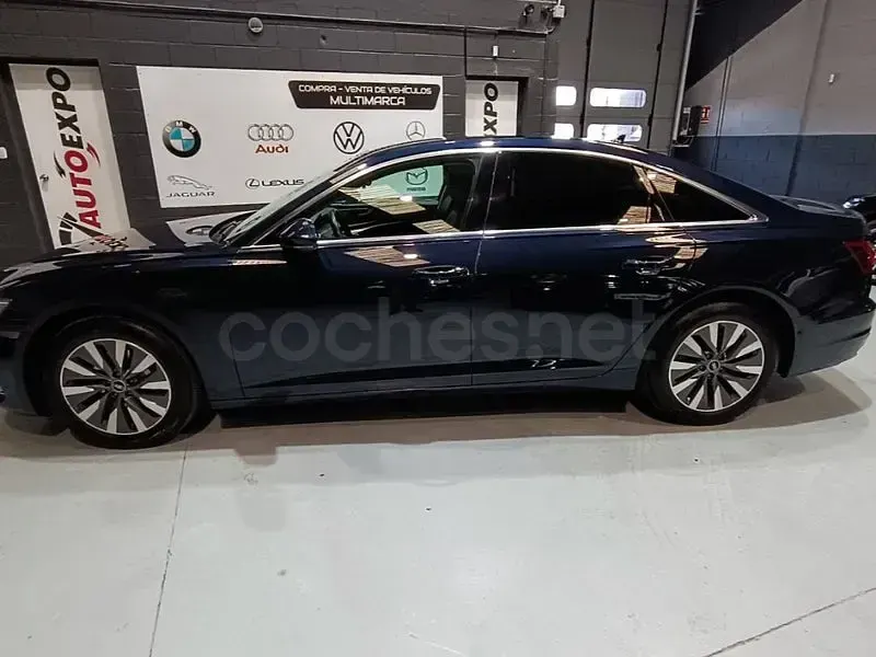 Usado Audi A6 Comfort 163 CV (119 kW) 2021 Azul Berlina