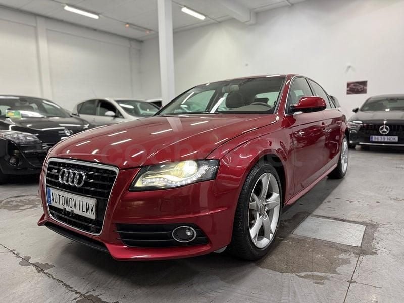 Usado Audi A4 180 CV (132 kW) 2010 Granate Berlina