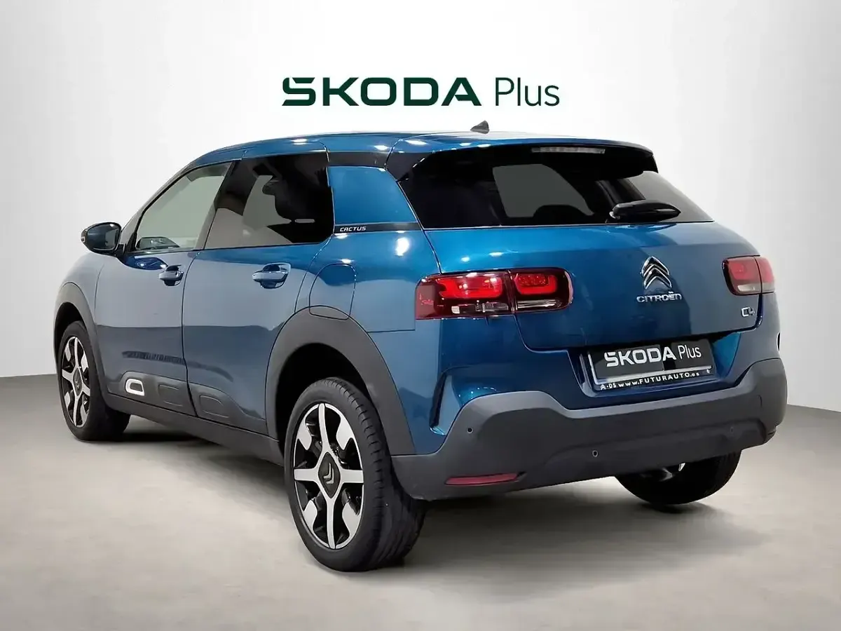 Usado Citroën C4 Cactus PureTech 110 CV (80 kW) 2018 Azul Utilitario