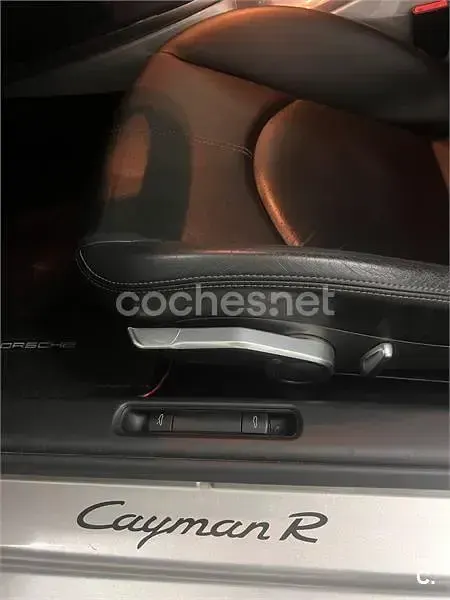 Usado Porsche Cayman 330 CV (242 kW) 2013 Gris / plata Coupe