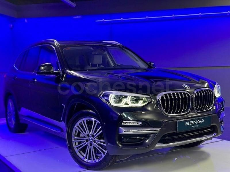 Usado BMW X3 Luxury Line 252 CV (185 kW) 2018 Gris / plata SUV