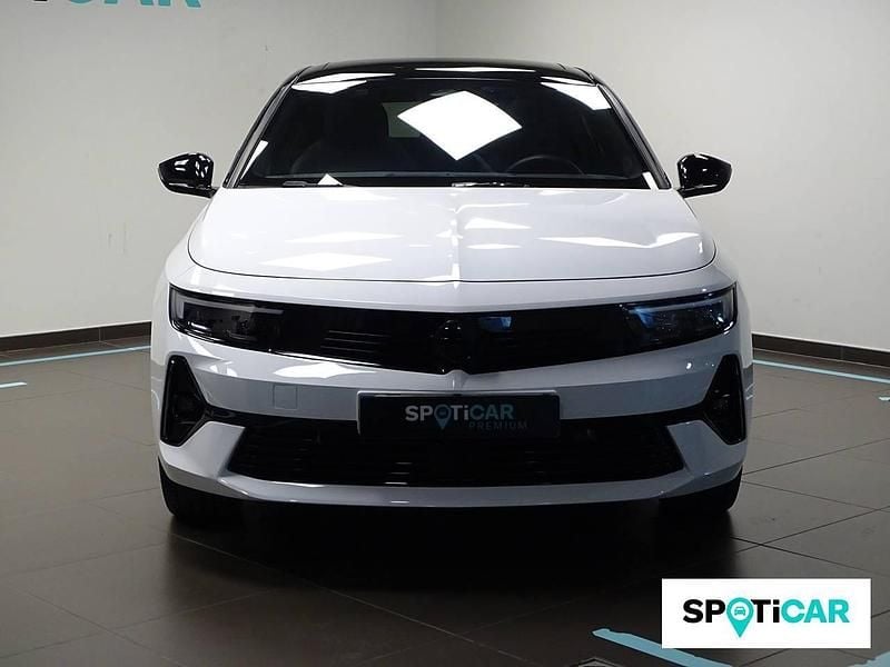 Usado Opel Astra 116 kW (158 CV) 2023 Blanco Berlina