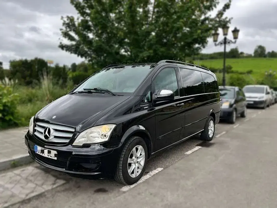 Usado Mercedes Viano 163 CV (119 kW) 2011 Negro Monovolumen
