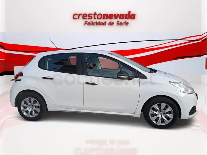 Usado Peugeot 208 Access 75 CV (55 kW) 2018 Blanco Utilitario