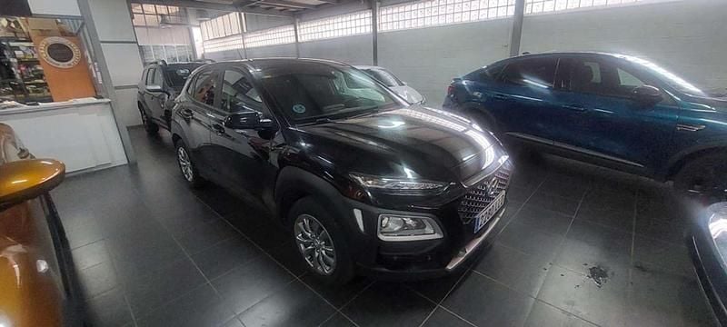 Usado Hyundai Kona Style 120 CV (88 kW) 2020 Negro SUV