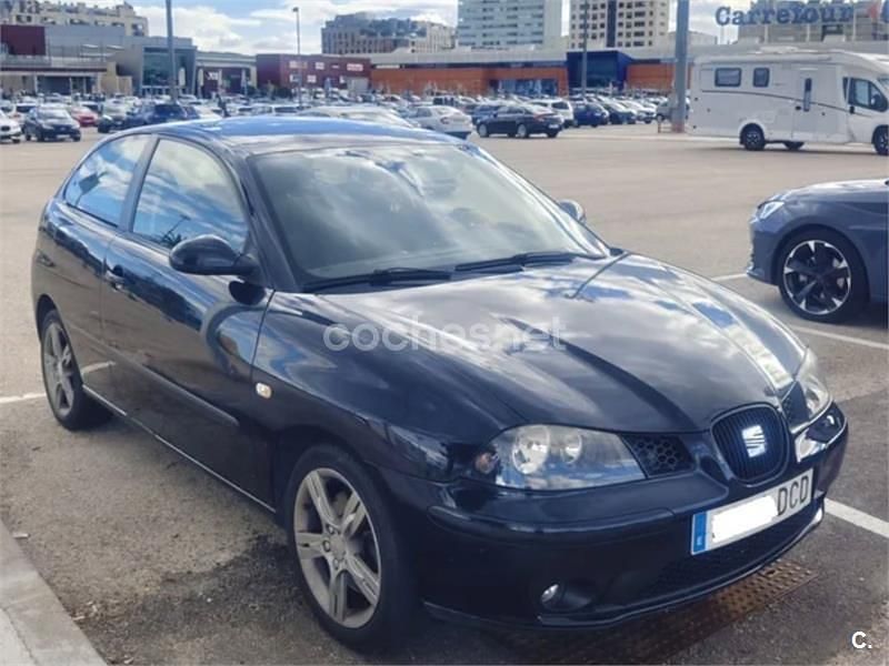 Usado Seat Ibiza FR 130 CV (95 kW) 2004 Negro Berlina