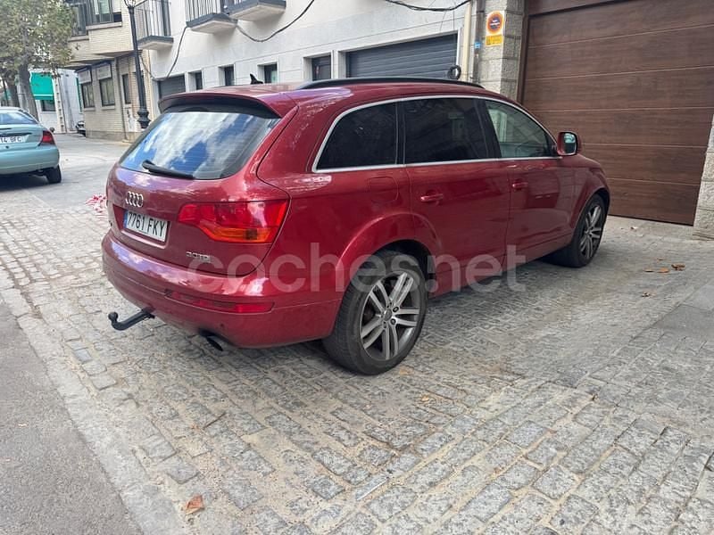 Usado Audi Q7 233 CV (171 kW) 2006 Granate SUV