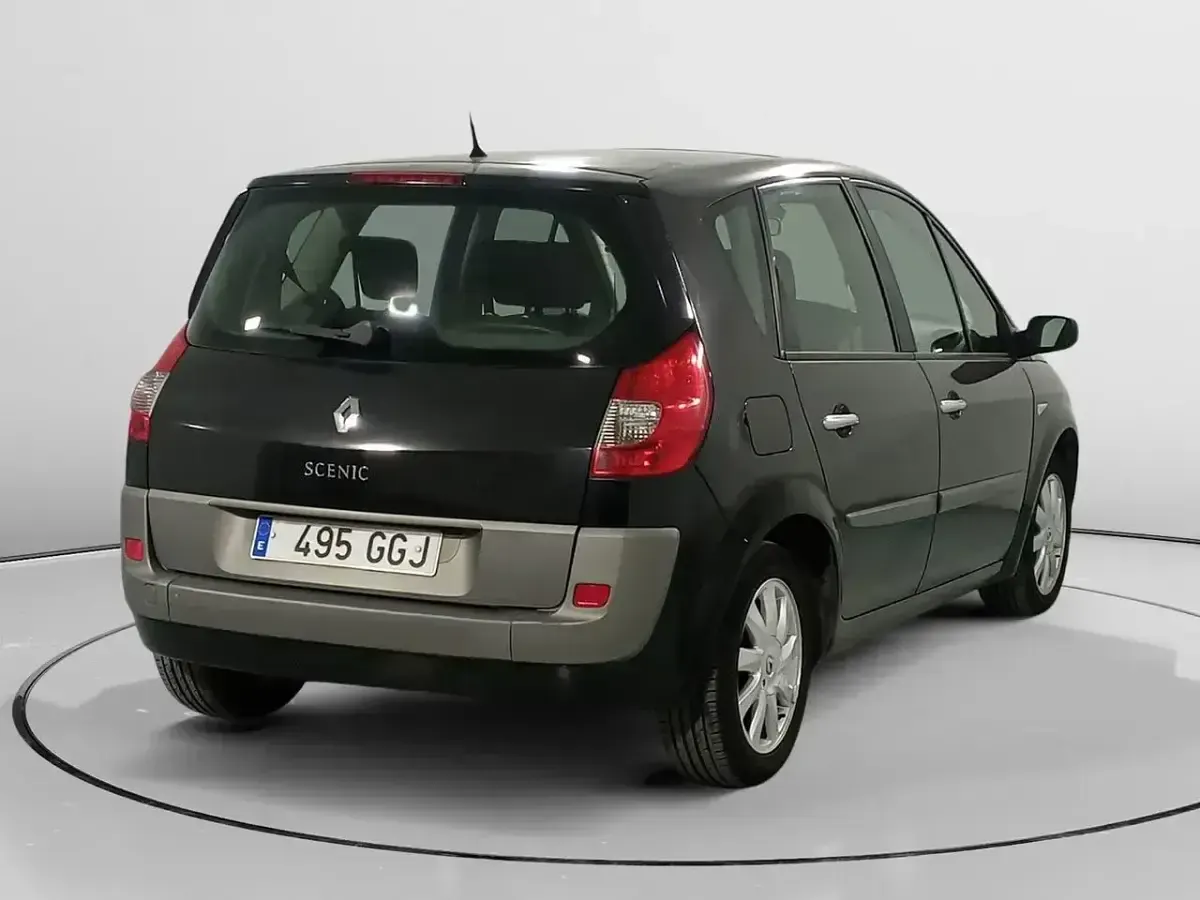 Usado Renault Scénic Dynamique 105 CV (77 kW) 2008 Negro Monovolumen
