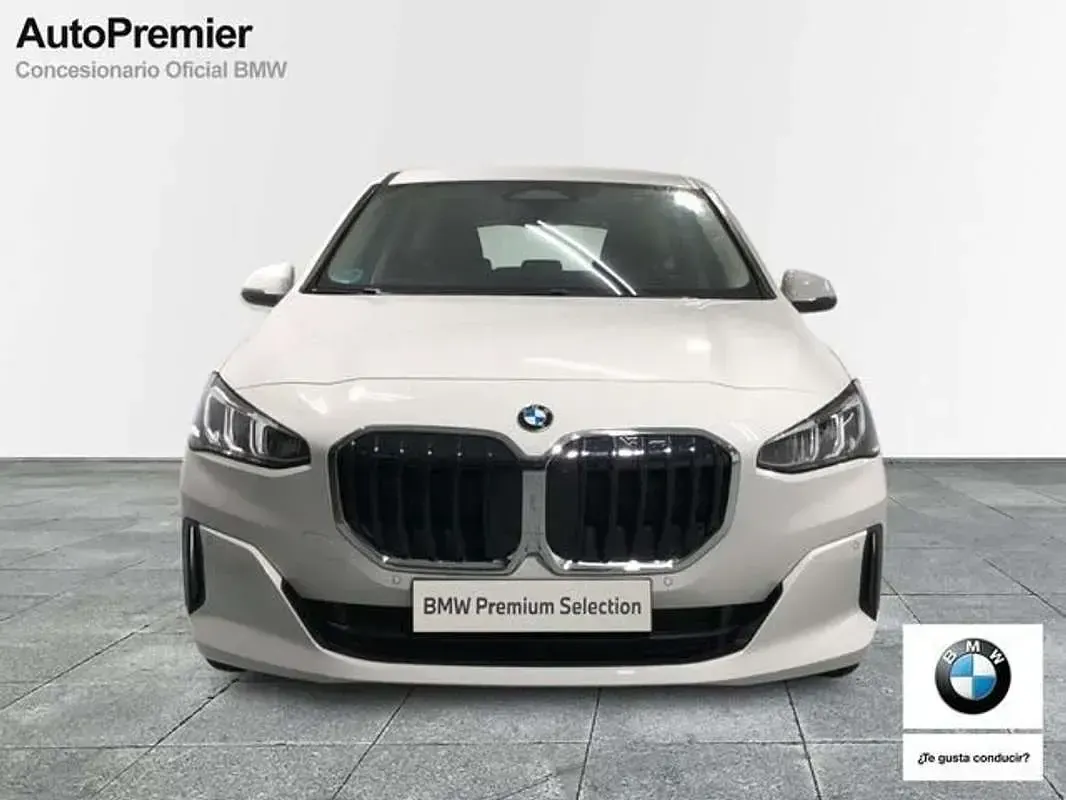Usado BMW 218 Active Tourer 150 CV (110 kW) 2023 Blanco Monovolumen