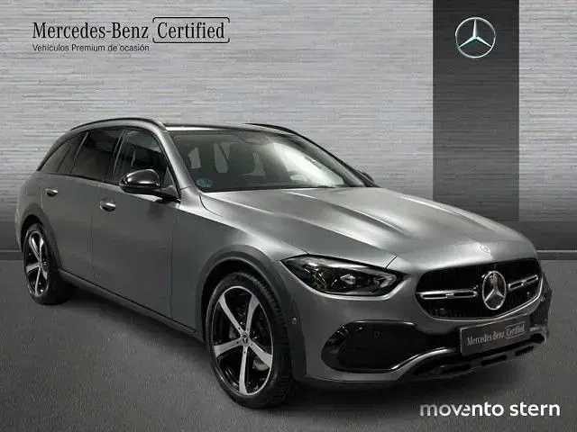Usado Mercedes C220 200 CV (147 kW) 2023 Gris selenita