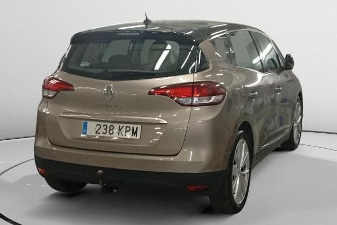 Usado Renault Scénic IV LIMITED 140 CV (102 kW) 2018 Monovolumen