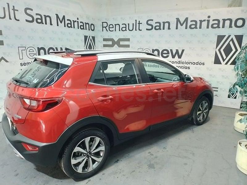 Usado Kia Stonic 120 CV (88 kW) 2021 Rojo SUV