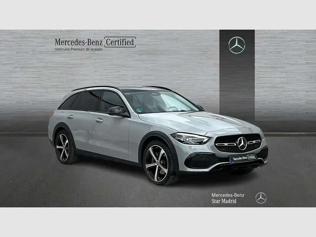 Usado Mercedes C220 200 CV (147 kW) 2026 Gris Familiar