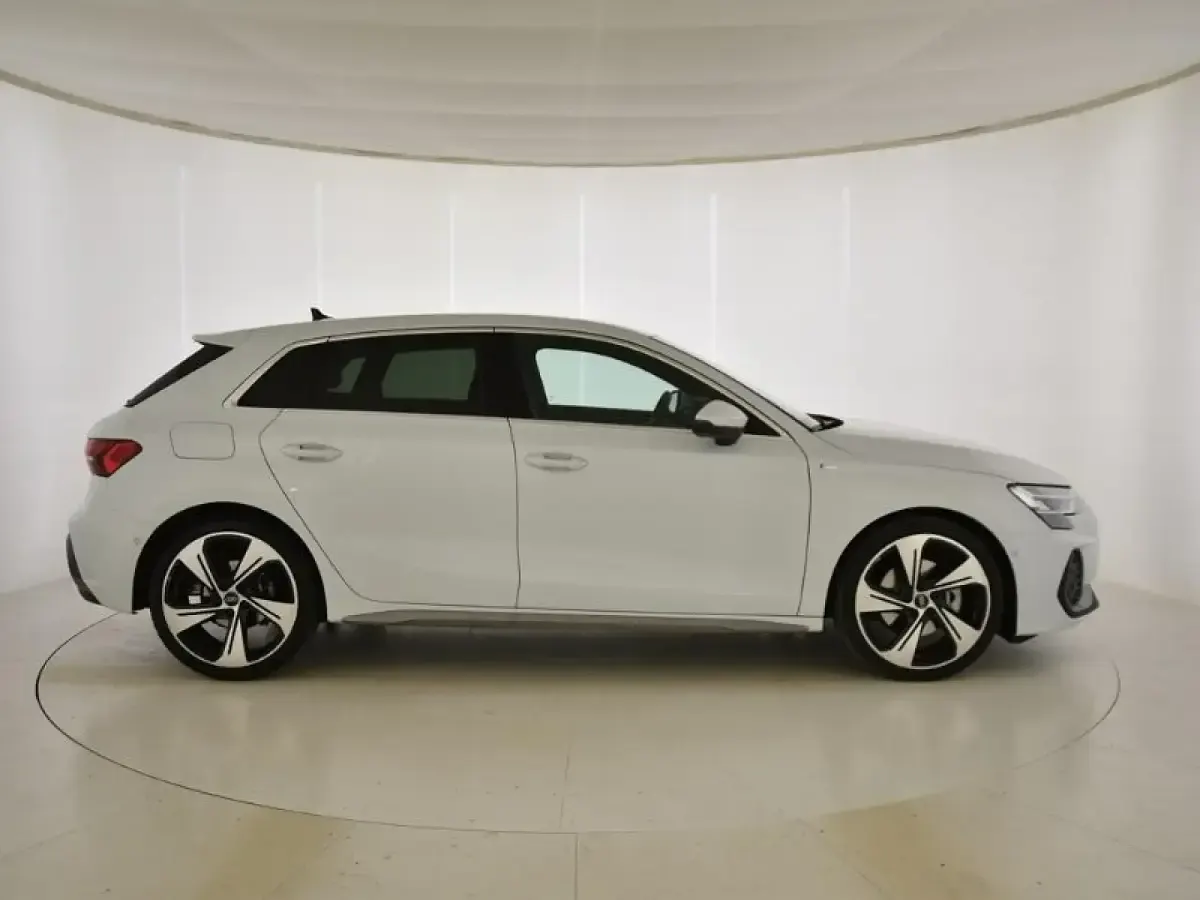 Usado Audi A3 150 CV (110 kW) 2025 Blanco
