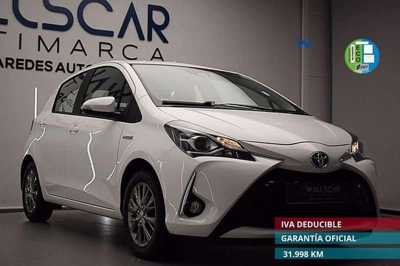 Blanco Usado 2020 Toyota Yaris Hybrid Active Utilitario | 16.899 € (Un poco caro) - Imagen 1/4