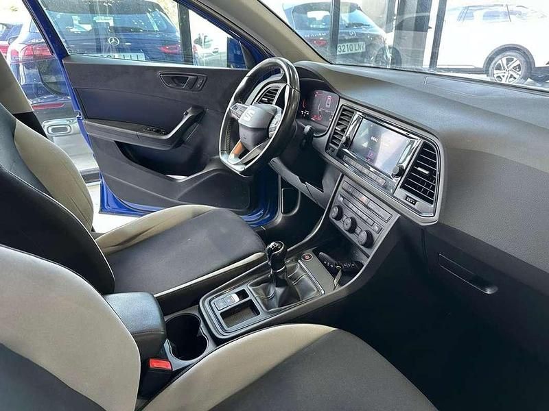 Usado Seat Ateca Style 150 CV (110 kW) 2023 Azul SUV