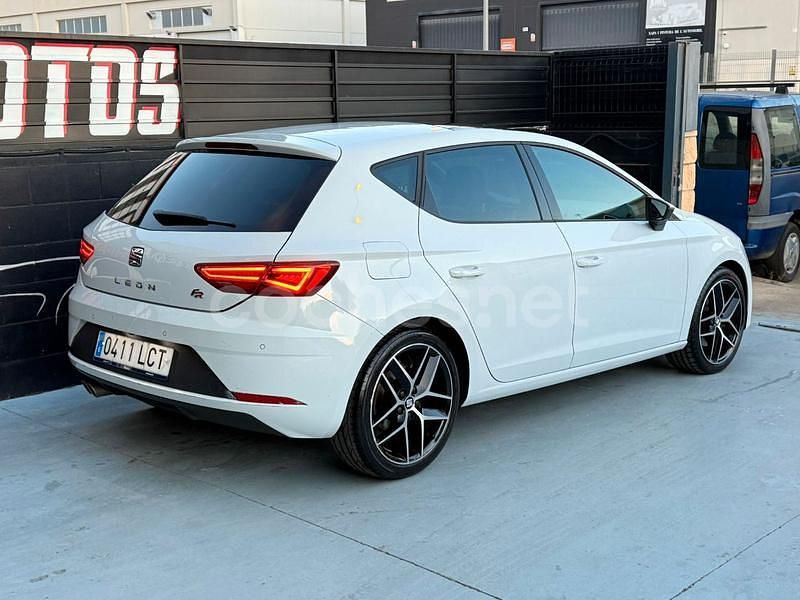 Usado Seat Leon FR 150 CV (110 kW) 2019 Blanco Utilitario