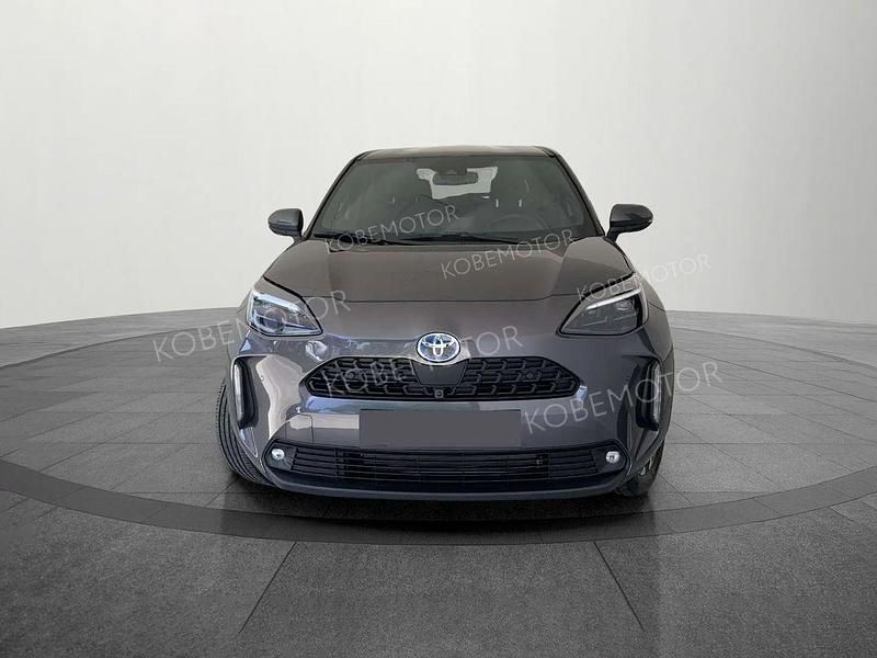 Nuevo Toyota Yaris Hybrid Active 130 CV (95 kW) 2025 Gris