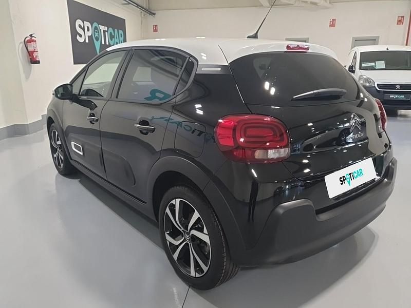 Usado Citroën C3 Shine 102 CV (75 kW) 2022 Negro Utilitario