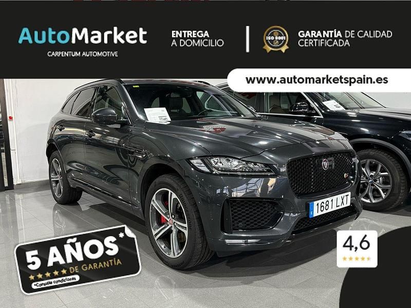 Usado Jaguar F-Pace R-Sport 300 CV (220 kW) 2018 Gris / plata SUV