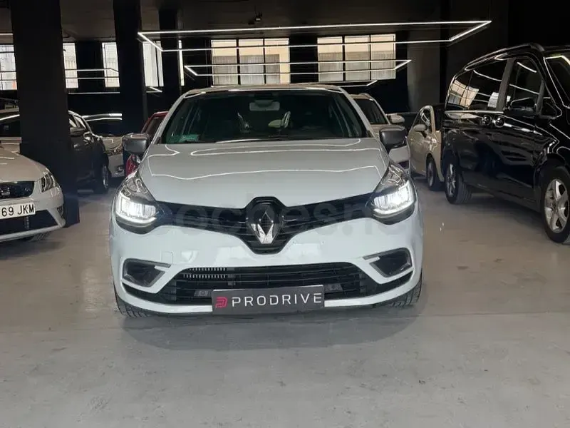 Usado Renault Clio IV Zen 90 CV (66 kW) 2017 Blanco Berlina