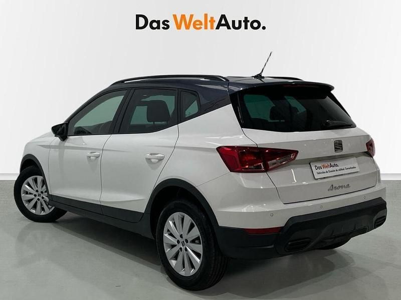 Usado Seat Arona Style 115 CV (84 kW) 2025 Blanco SUV