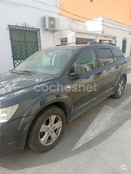 Usado Dodge Journey SE 140 CV (102 kW) 2010 Negro SUV