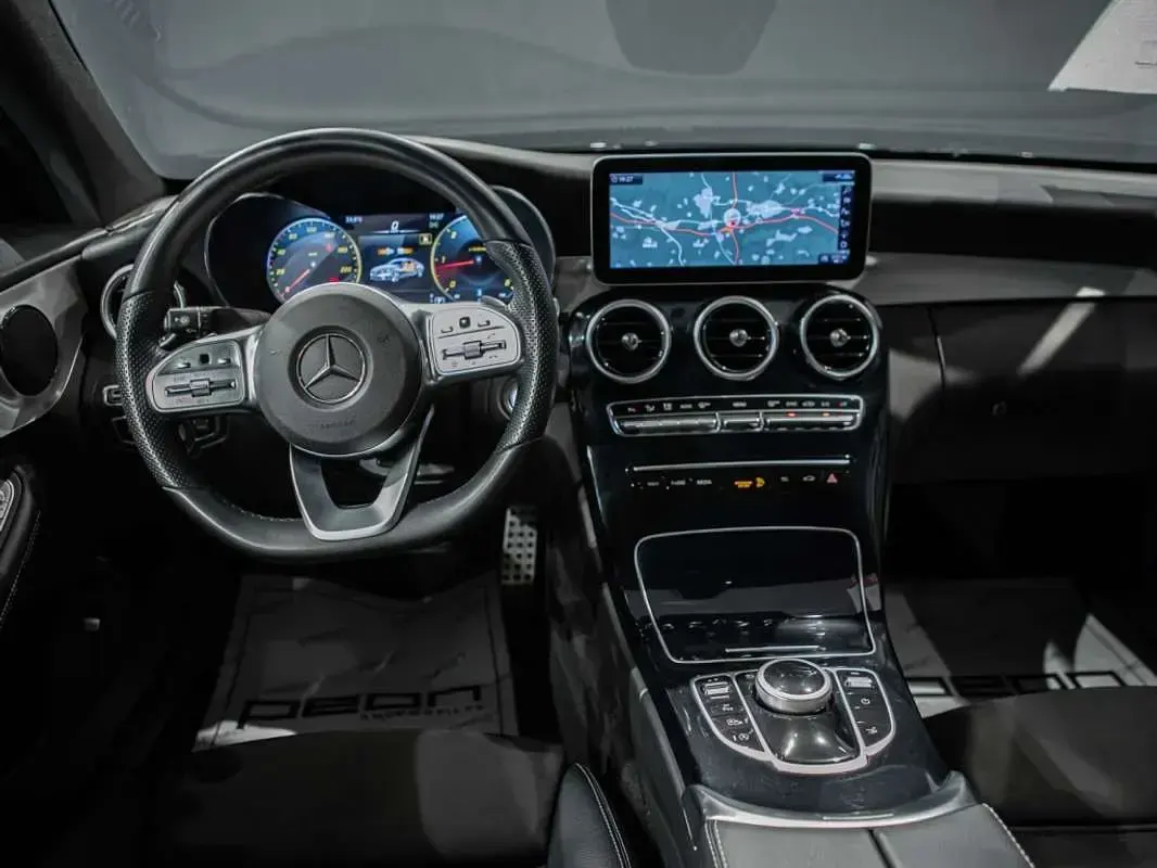 Usado Mercedes C220 194 CV (142 kW) 2019 Negro Coupe