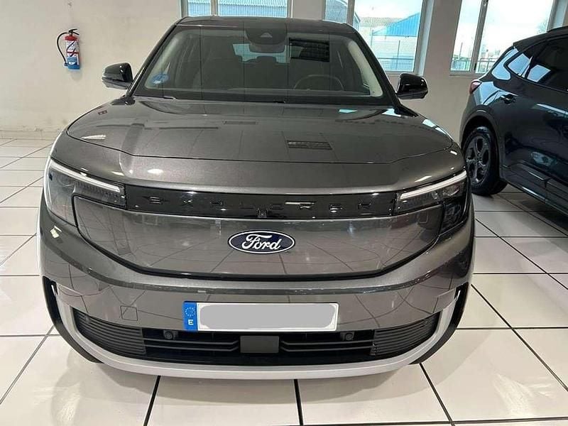 Usado Ford Explorer Premium 210 kW (286 CV) 2024 Gris SUV