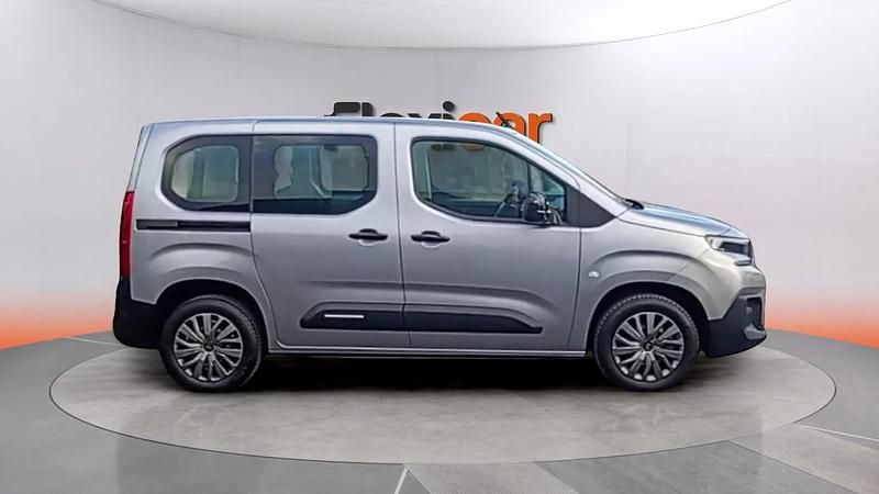 Usado Citroën Berlingo 102 CV (75 kW) 2025 Gris Monovolumen