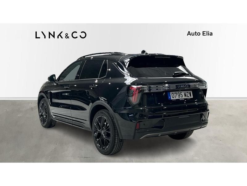 Usado Lynk & Co 01 276 CV (202 kW) 2025 Negro SUV