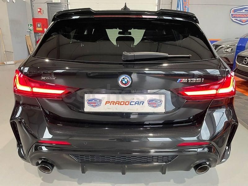 Usado BMW M135 306 CV (225 kW) 2023 Negro Utilitario