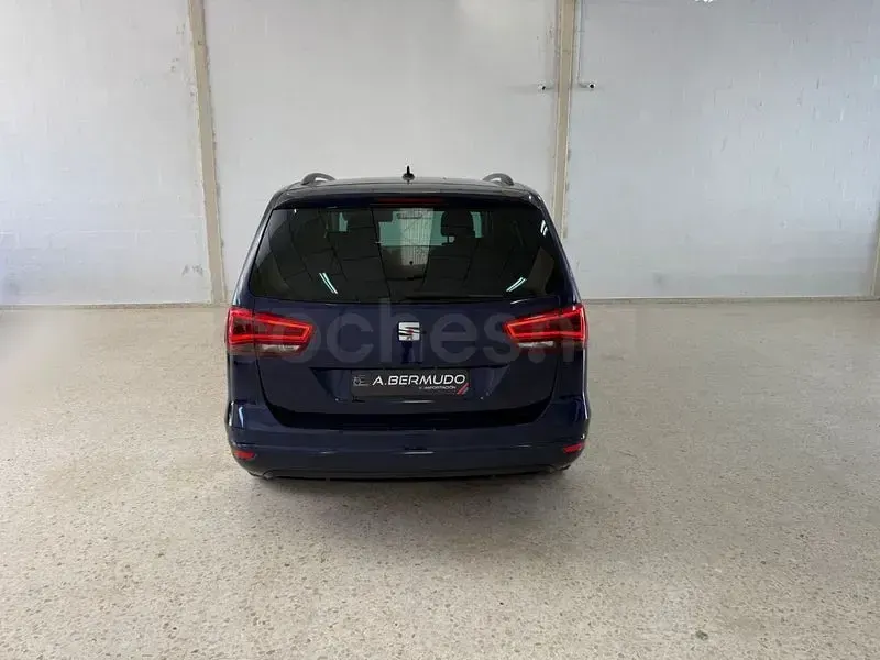 Usado Seat Alhambra Style 150 CV (110 kW) 2017 Azul Monovolumen