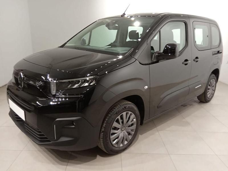 Usado Citroën Berlingo 102 CV (75 kW) 2024 Negro Monovolumen