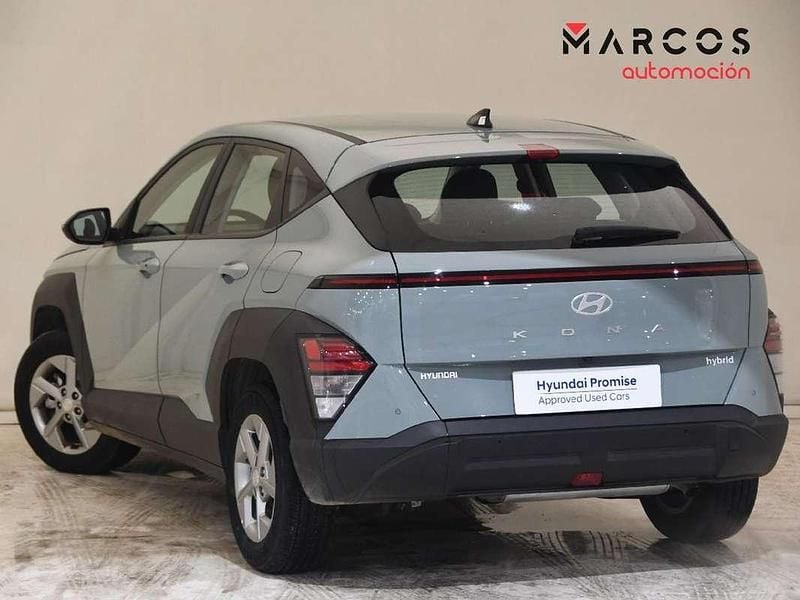 Usado Hyundai Kona 129 CV (94 kW) 2025 Verde SUV