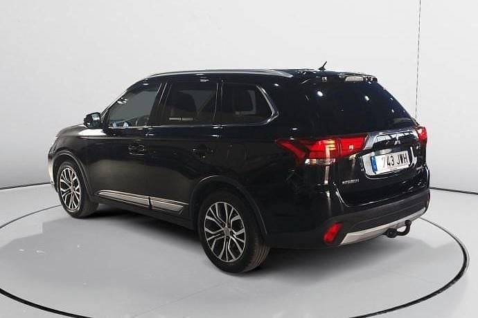 Usado Mitsubishi Outlander 150 CV (110 kW) 2017 SUV