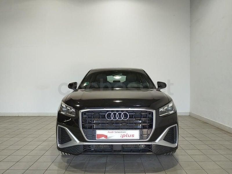 Usado Audi Q2 Black Edition 150 CV (110 kW) 2025 Negro SUV
